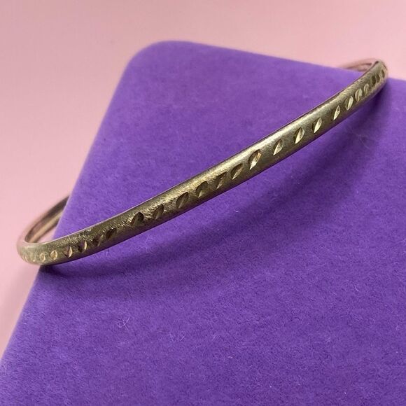 💛 Vintage 925 Diamond Cut Bangle Bracelet - Picture 1 of 6